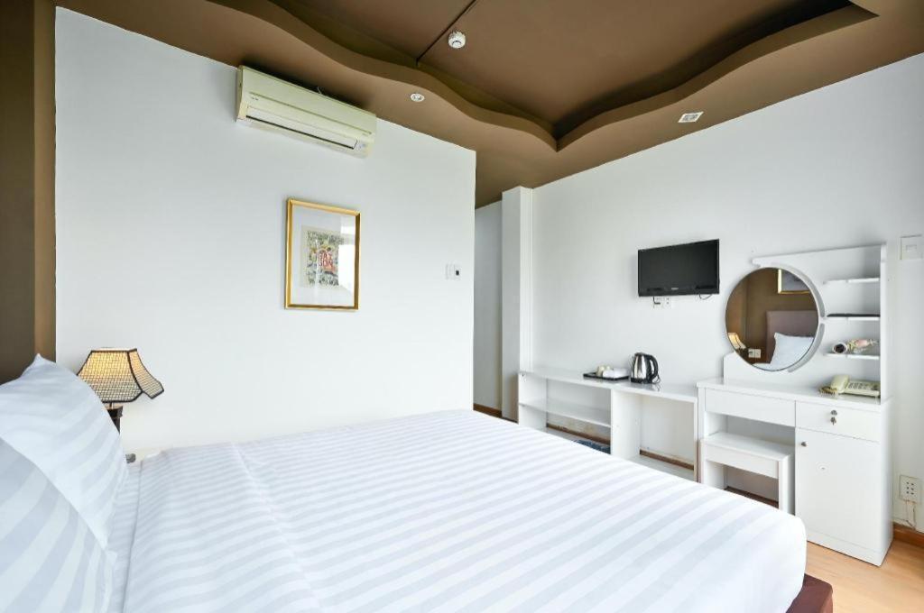 The Noble Swan Wood Park Hotel Πόλη Χο Τσι Μινχ Εξωτερικό φωτογραφία
